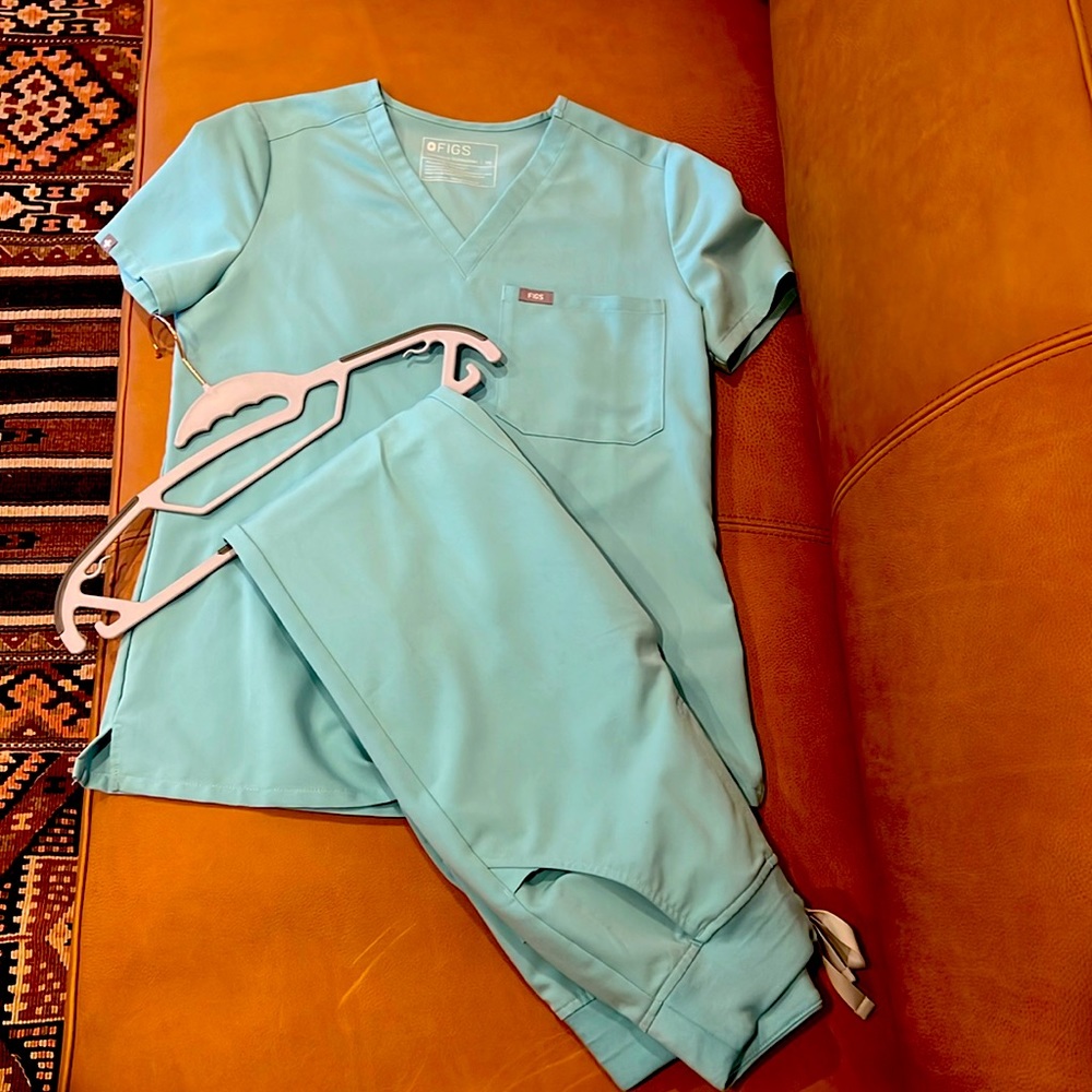 Figs Limited Edition Seaglass XS Catarina Top & Zamora Jogger Scrub Set (BOTH)